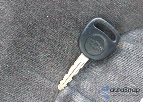 2001 Chevrolet S-10 Ls из США, поврежденный, VIN 1GCCS195418185457